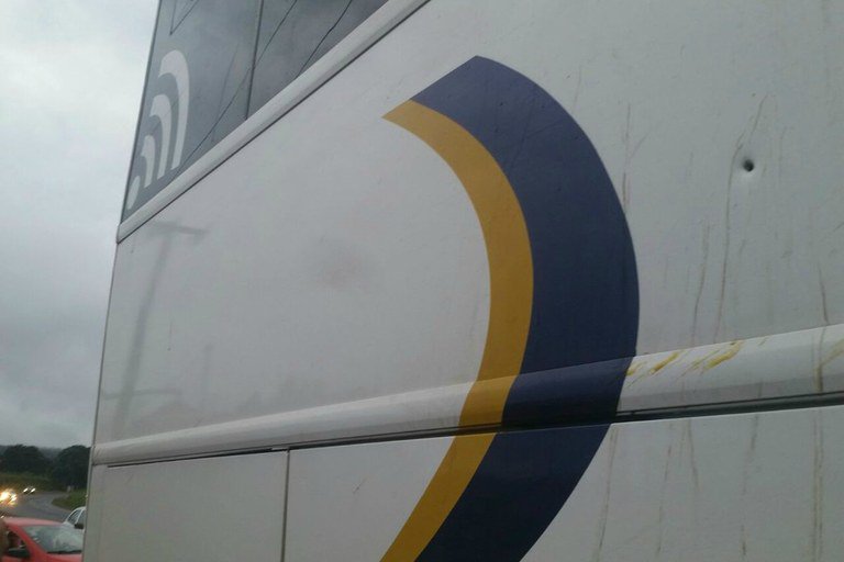 ônibus caravana Lula alvejado