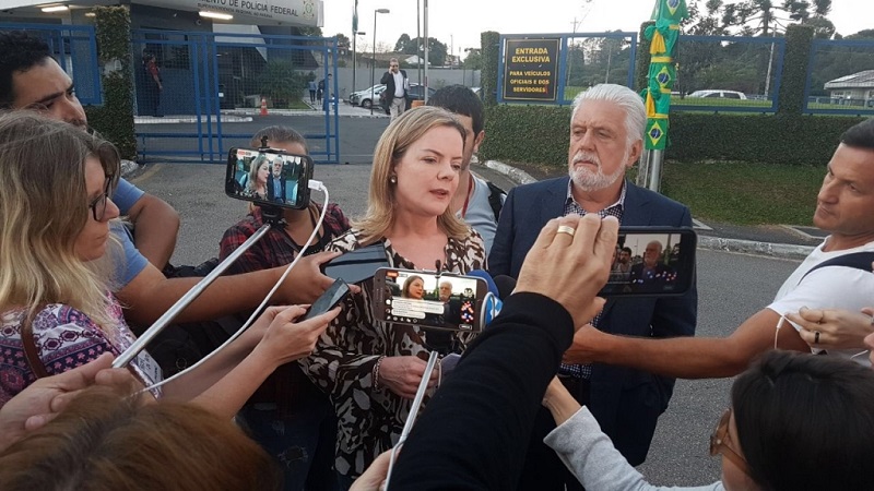 Gleisi Wagner Lula visita Curitiba