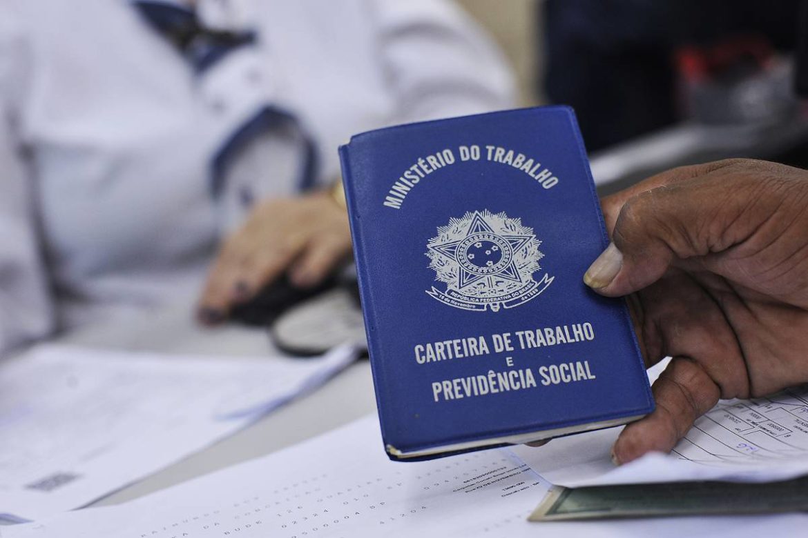 desemprego golpe de estado