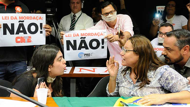 escola sem partido manifestantes