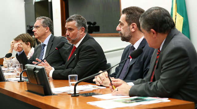 paulo pimenta reeleito líder pt câmara