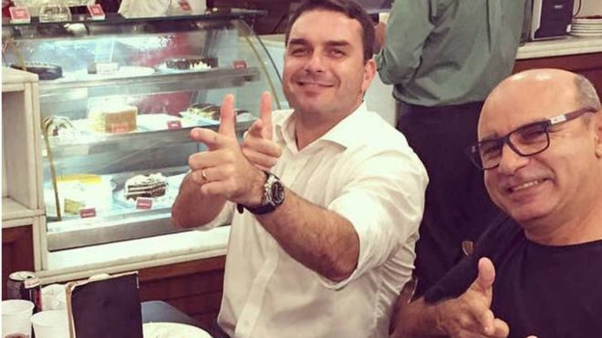 Flávio Bolsonaro motorista Queiroz