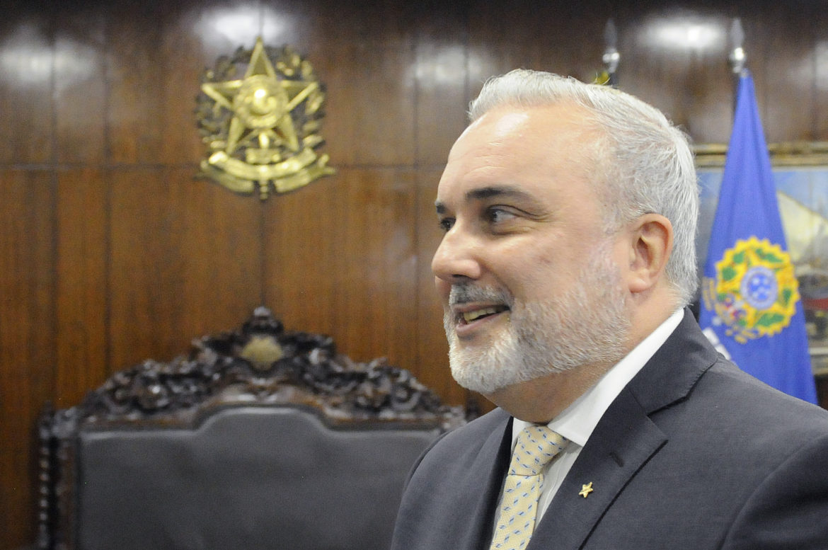 senador Jean Paul Prates educação projeto
