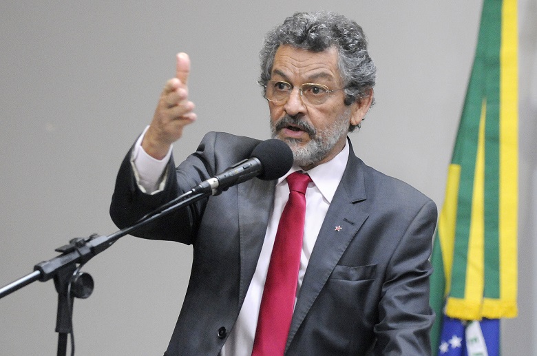 Paulo Rocha reforma agrária MP
