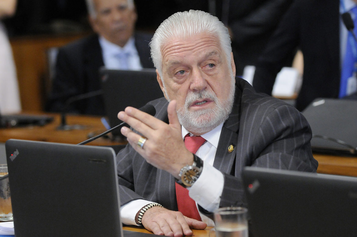 Jaques Wagner financiamento público campanha